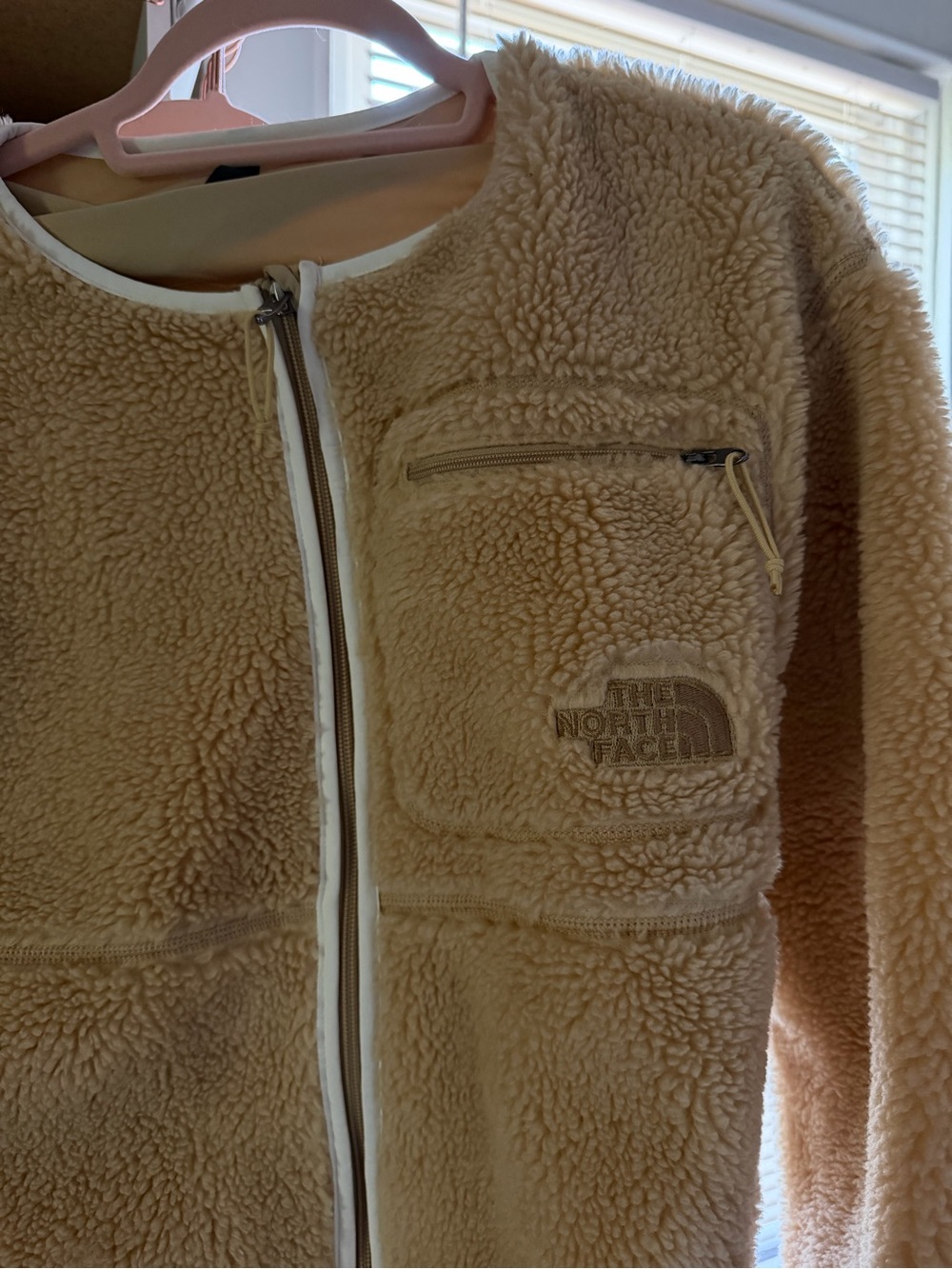 [The North Face] Light Tan Sherpa Zip Jacket - Picture 5 of 6